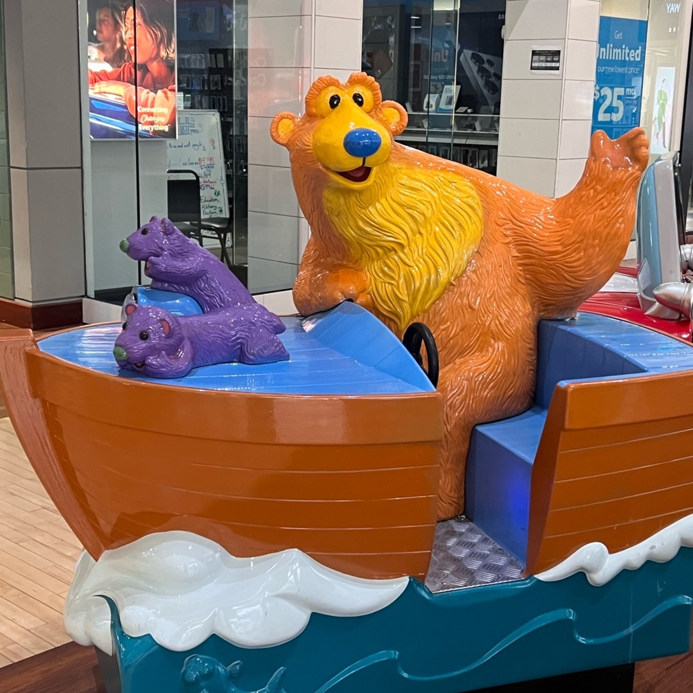 Meet your Posher, Amy